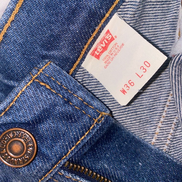 LEVI MENS JEANS 36x30 - Picture 4 of 4